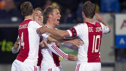 Ajaks ponovo prvak Holandije Ajaks ponovo prvak Holandije