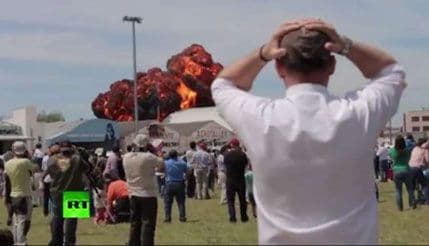 VIDEO: Dramatični snimak pada aviona u Španiji u kojem je poginuo pilot VIDEO: Dramatični snimak pada aviona u Španiji u kojem je poginuo pilot