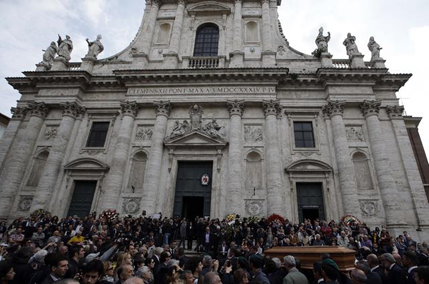 Rim: Sahranjen Đulio Andreoti Rim: Sahranjen Đulio Andreoti