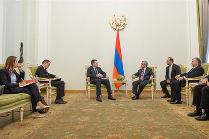 Lukšić u Jerevanu: Prioritet jačanje ekonomske saradnje Lukšić u Jerevanu: Prioritet jačanje ekonomske saradnje