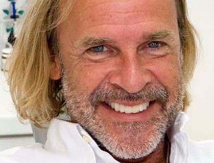 Frano Lasić kao grof Gracijano u serijalu „Budva, na pjenu od mora“ Frano Lasić kao grof Gracijano u serijalu „Budva, na pjenu od mora“