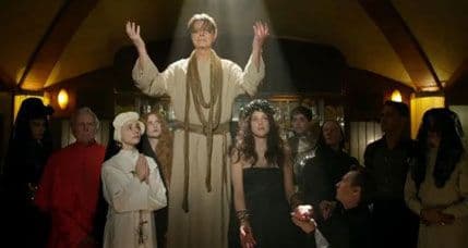 Bouvi kao Isus u novom spotu Bouvi kao Isus u novom spotu