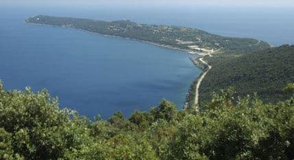 Hrvatska će Crnoj Gori ponuditi zajedničko istraživanje nafte Hrvatska će Crnoj Gori ponuditi zajedničko istraživanje nafte