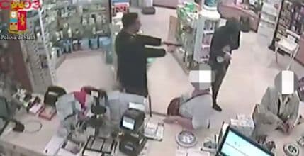 Pogledajte najbržu pljačku Pogledajte najbržu pljačku