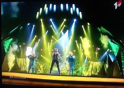 Počeo Eurosong, Nina i Who See pozvali na igranku Počeo Eurosong, Nina i Who See pozvali na igranku