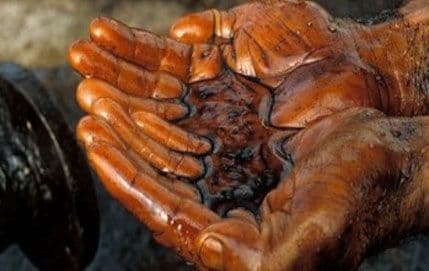 Brisel istražuje naftne kompanije zbog namještanja cijena Brisel istražuje naftne kompanije zbog namještanja cijena