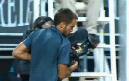 Šou Troickog: Viktor uzeo TV kameru da bi ubijedio sudiju Šou Troickog: Viktor uzeo TV kameru da bi ubijedio sudiju