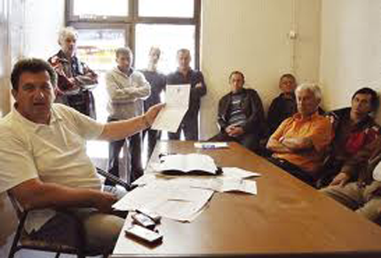 Bivši radnici Autoprevoznog odgodili protest Bivši radnici Autoprevoznog odgodili protest