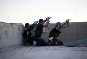 Sirija: U borbama preko 100 mrtvih Sirija: U borbama preko 100 mrtvih