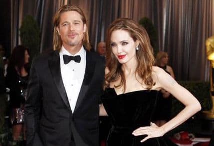 Bred Pit odbija da snima ljubavne scene zbog Anđeline Bred Pit odbija da snima ljubavne scene zbog Anđeline