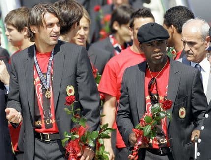 Korijere delo sport: Sedorf i Maldini preuzimaju Milan Korijere delo sport: Sedorf i Maldini preuzimaju Milan