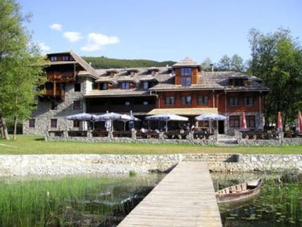 Fond PIO: Odmor za penzionere u hotelu "Kula Damjanova" Fond PIO: Odmor za penzionere u hotelu "Kula Damjanova"