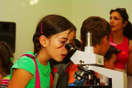 PRONA: U ponedjeljak počinje treći festival "Nauka u pokretu" PRONA: U ponedjeljak počinje treći festival "Nauka u pokretu"