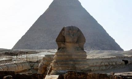 FOTO: Piramide u haosu, ulicama vlada razbojništvo i depresija FOTO: Piramide u haosu, ulicama vlada razbojništvo i depresija