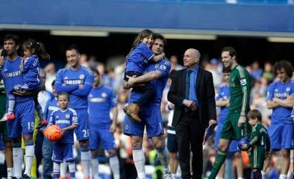 Van Gingel prvo pojačanje Čelsija Van Gingel prvo pojačanje Čelsija