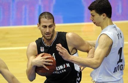 Dašić i Bakić u najboljoj petorci Srpske lige Dašić i Bakić u najboljoj petorci Srpske lige