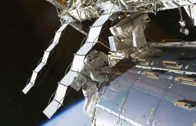 NASA: Ljudi će živjeti na Mjesecu NASA: Ljudi će živjeti na Mjesecu