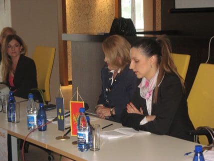 U Budvi održana Tribina o djeci sa posebnim potrebama U Budvi održana Tribina o djeci sa posebnim potrebama