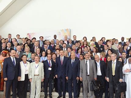 Vlahović i Mićunović na Svjetskom forumu o interkulturnom dijalogu   Vlahović i Mićunović na Svjetskom forumu o interkulturnom dijalogu