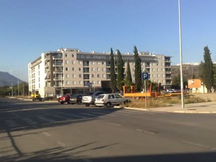 Dinamitom na auto šefa barske policije? Dinamitom na auto šefa barske policije?