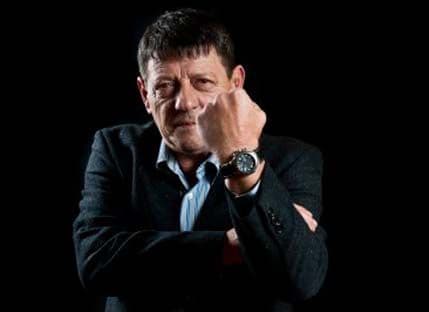 Svetislav Basara: Vlast je u Srbiji porodični biznis Svetislav Basara: Vlast je u Srbiji porodični biznis