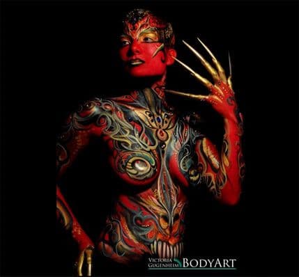 FOTO: Tijelo kao platno za slike Viktorije Gugenhajm FOTO: Tijelo kao platno za slike Viktorije Gugenhajm