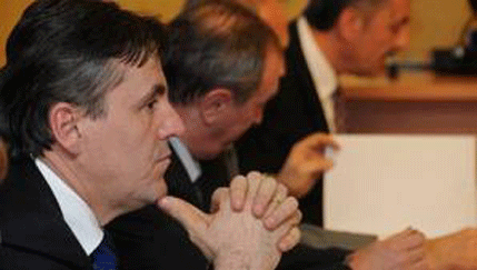 Nivo javnog duga 2016. iznosiće oko 50 odsto BDP Nivo javnog duga 2016. iznosiće oko 50 odsto BDP