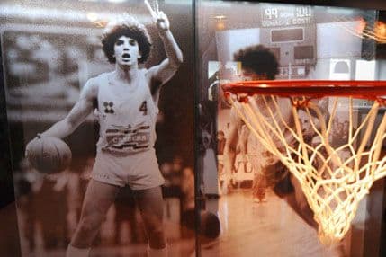 Prije dvadeset godina otišao je Dražen Petrović Prije dvadeset godina otišao je Dražen Petrović