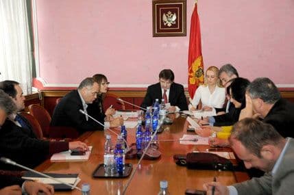 Dijaspora traži dvojno državljanstvo Dijaspora traži dvojno državljanstvo