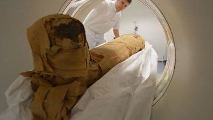 Mumija na „liječenju“ u bostonskoj bolnici Mumija na „liječenju“ u bostonskoj bolnici