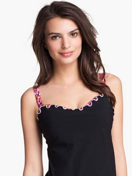 Emili Ratajkovski pozirala za kompaniju Nordstroms Emili Ratajkovski pozirala za kompaniju Nordstroms