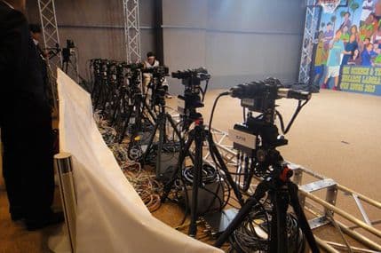 VIDEO: Kamere omogućavaju da utakmice budu kao Matriks VIDEO: Kamere omogućavaju da utakmice budu kao Matriks