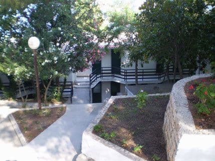 Rus kupio Ineks Zlatnu obalu u Sutomoru Rus kupio Ineks Zlatnu obalu u Sutomoru