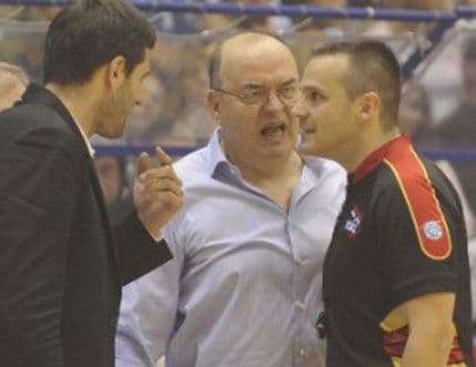 VIDEO - Vujošević sudiji: Nećeš živ izaći odavde! VIDEO - Vujošević sudiji: Nećeš živ izaći odavde!