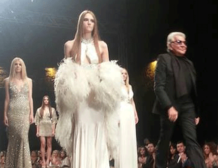 Spektakularna revija Kavalija u Budvi Spektakularna revija Kavalija u Budvi