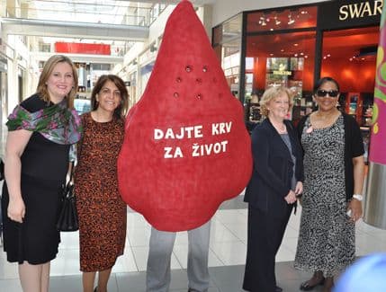 Dan dobrovoljnih davalaca krvi: Prikupljeno 99 jedinica Dan dobrovoljnih davalaca krvi: Prikupljeno 99 jedinica