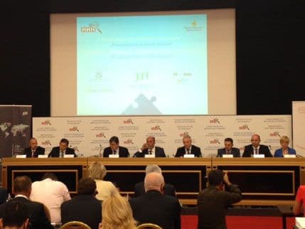 Žugić: Neophodan je novi model privređivanja Žugić: Neophodan je novi model privređivanja