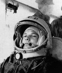 Gagarin poginuo izbjegavajući drugi avion Gagarin poginuo izbjegavajući drugi avion