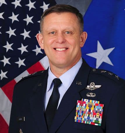 Slovenac na čelu avio snaga NATO? Slovenac na čelu avio snaga NATO?