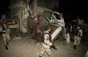 Pakistan: Eksplozija autobusa,11 mrtvih Pakistan: Eksplozija autobusa,11 mrtvih