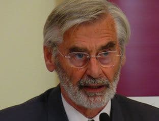 EMERSON: Tokom pregovora Brisel će otvoriti pitanje korišćenja eura u Crnoj Gori   EMERSON: Tokom pregovora Brisel će otvoriti pitanje korišćenja eura u Crnoj Gori