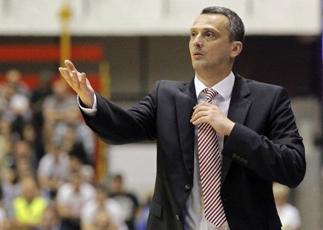 KK Crvena zvezda: Radonjić je naš trener! KK Crvena zvezda: Radonjić je naš trener!