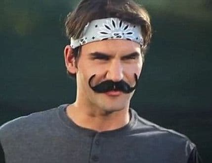 VIDEO: Federer "nabacio" brkove  VIDEO: Federer "nabacio" brkove