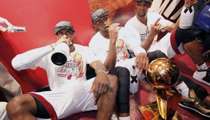 Košarkaši Majamija ''popili" 100.000 dolara i nijesu platili! Košarkaši Majamija ''popili" 100.000 dolara i nijesu platili!