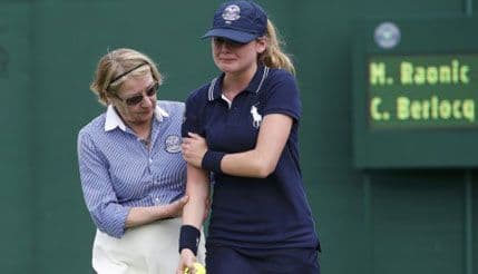 Raonić pogodio skupljačicu lopti, djevojčica plakala od bolova Raonić pogodio skupljačicu lopti, djevojčica plakala od bolova