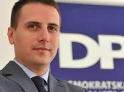 DPS: Medojević je potrošeni političar kojem više niko ni riječ ne vjeruje DPS: Medojević je potrošeni političar kojem više niko ni riječ ne vjeruje