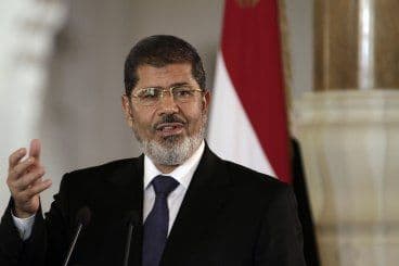 Morsi ne popušta pred prijetnjama Morsi ne popušta pred prijetnjama