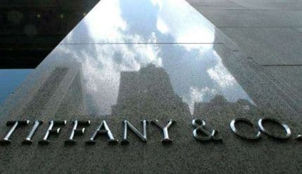 Uhapšena bivša direktorica Tifanija, krala dijamante i nakit Uhapšena bivša direktorica Tifanija, krala dijamante i nakit