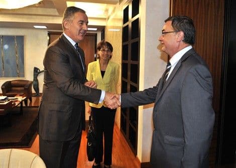 Predsjednik Vlade Milo Đukanović primio u oproštajnu posjetu ambasadora Mađarske Tibora Ćesara Predsjednik Vlade Milo Đukanović primio u oproštajnu posjetu ambasadora Mađarske Tibora Ćesara