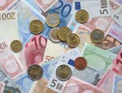 Ministarstvo finansija: Od akciza na duvan dodatnih pet miliona eura Ministarstvo finansija: Od akciza na duvan dodatnih pet miliona eura